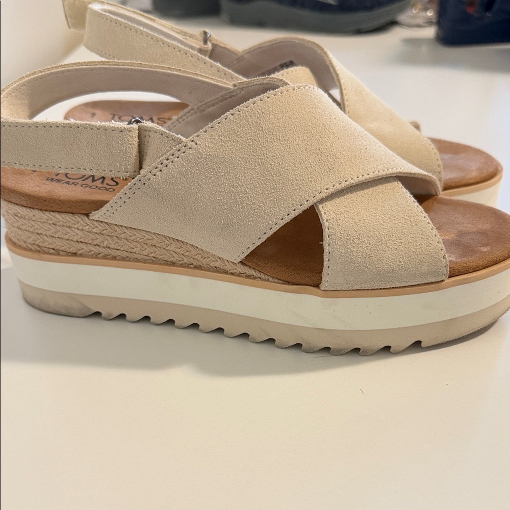 TOMS Cream Suede Crisscross Platform Sandals - Picture 2 of 3